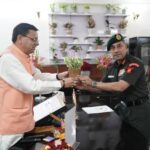 मध्य कमान के जनरल ऑफिसर कमांडिंग-इन-चीफ ने सीएम से की भेंट
