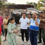 कैबिनेट मंत्री गणेश जोशी ने बिन्दाल नदी में चैनेलाइजेशन कार्यो के लिए अधिकारियों संग सुबह-सुबह किया निरीक्षण