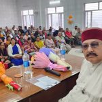 श्रमिक अपने पसीने से प्रदेश के विकास की नई इबारत लिख रहे हैं: महाराज