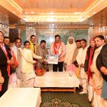 मुख्य सचिव आनंद बर्धन ने गंगोत्री धाम में की पूजा-अर्चना, व्यवस्थाओं का लिया जायजा